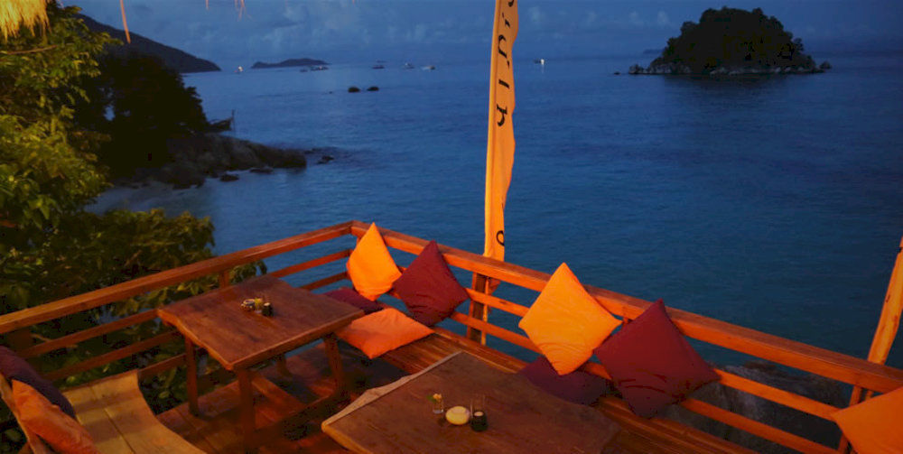 Serendipity Beach Resort Koh Lipe Exterior photo